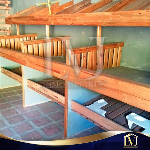 Local Comercial En Alquiler - Charallave.