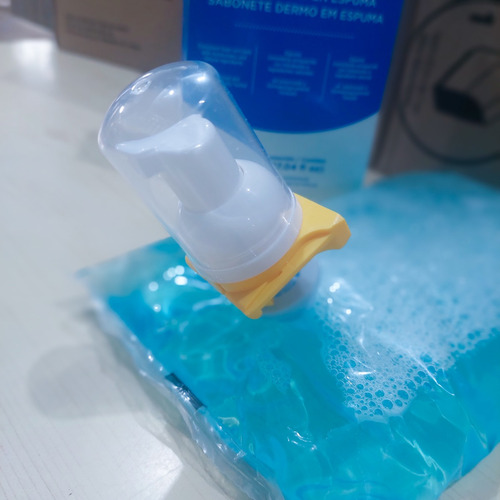 Imagen 6 de 6 de Jabón Espuma Kleenex Dermo 800 Ml
