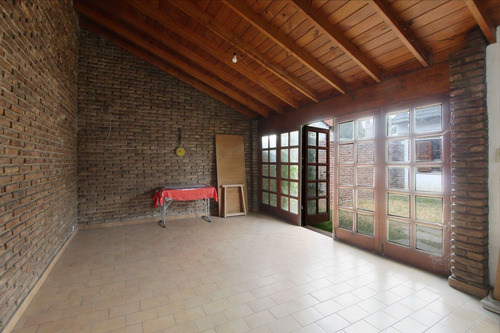 Increíble Casa A Refaccionar O Lote. Hurlingham