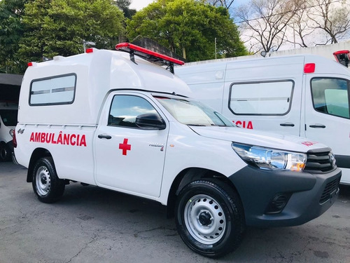 Imagem 3 de 15 de Toyota Hilux Ambulancia 2.8 Tdi Cab. Simples Chassis 4x4 2p