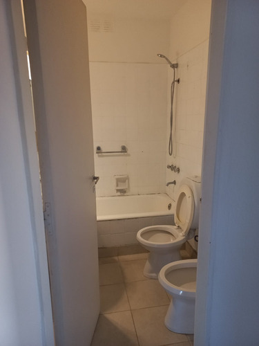 Departamento En Venta, Edificio Rucapel, Gral Roca -