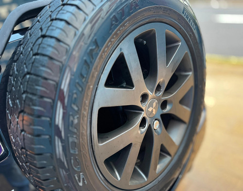 Mitsubishi Pajero TR4 2.0 4X4 16V 140CV FLEX 4P AUTOMÁTICO