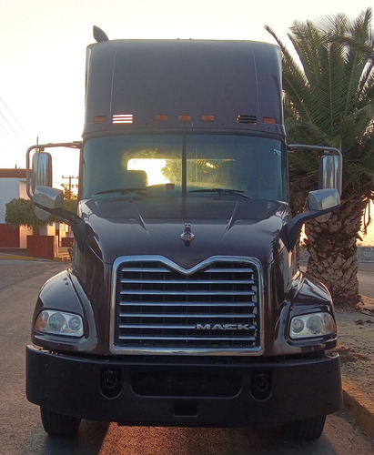 Excelente Tractocamion Mulita Mack Año 2012 Estándar 10 Velo