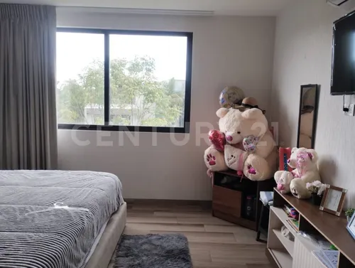 Venta Casa Fraccionamiento Bosques De Zavaleta!!