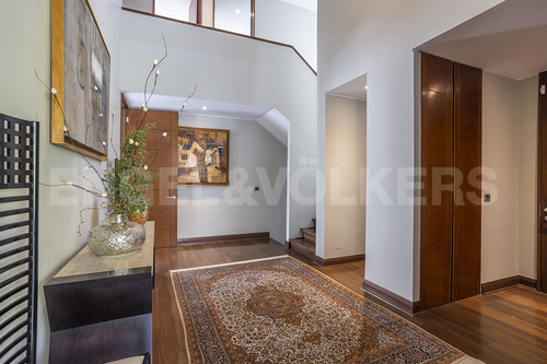Departamento Triplex Con Jardín - Los Domínicos Antiguo