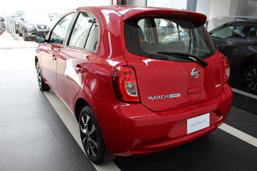 Nissan March Connect Motor 1.6 Modelo 2021 Rojo 5 Puertas