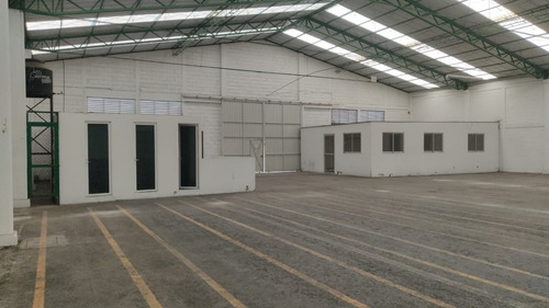 Renta De Bodega En Toluca 1250m2 Con Oficinas