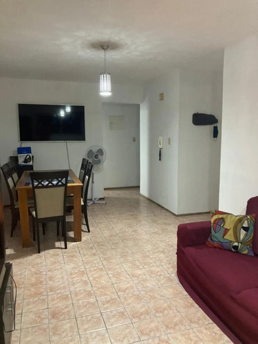 Vendo En Malvin Sobre Av. Italia 2 Dorm Oportunidad V69