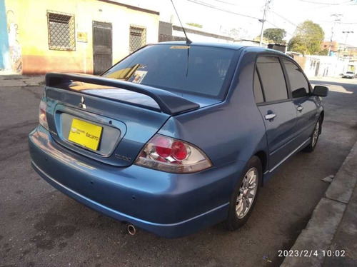 Imagen 5 de 10 de Mitsubishi Lancer Touring 2012
