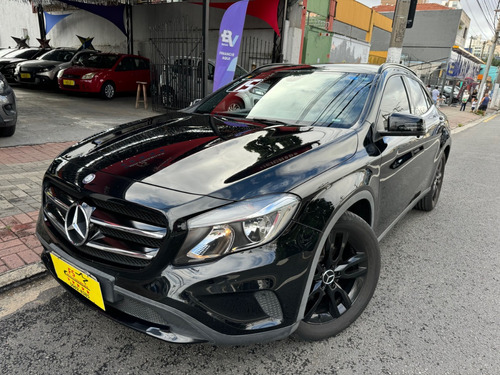 Mercedes-Benz Classe GLA 1.6 Style Turbo Flex 5p