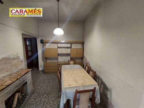 Casa + Depto.+ Local +galpón. Lote 14 X 22 Lanús O. Invers