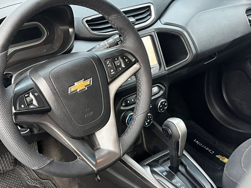 Chevrolet Onix ONIX HATCH LT 1.4 8V FlexPower 5p Aut.