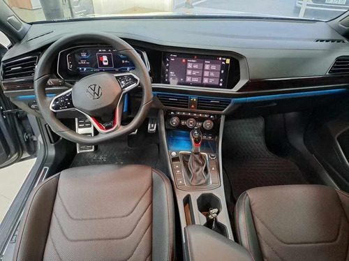 Imagen 25 de 25 de Volkswagen Nuevo Vento Gli Tsi 2.0 230cv At