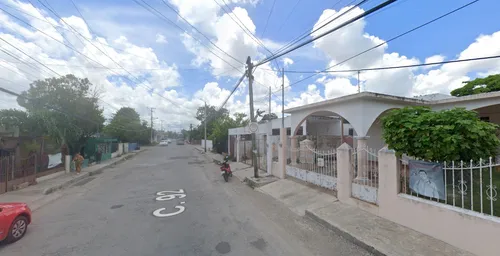 Casa En Venta En Colonia Centro Obrera, Mérida, Yucatán. Af*