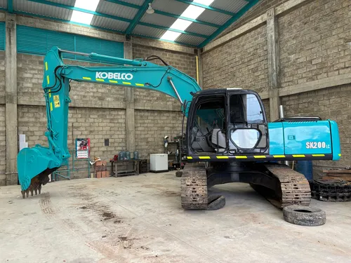 Excavadora Kobelco Sk200, Modelo 2007