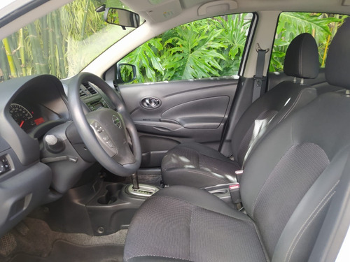 Imagen 6 de 11 de Nissan Versa Sense Aut 2019