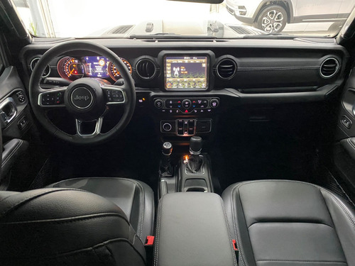 Jeep Gladiator Overland