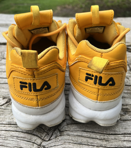 Zapatillas Fila Disruptor Ii Premium Amarillas 41 (Usado)
