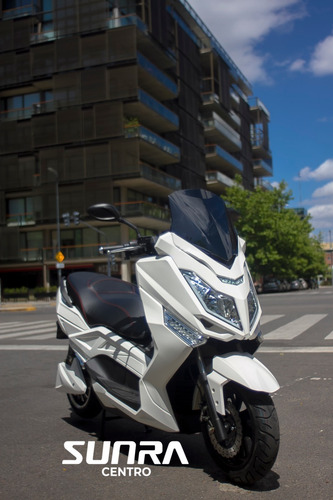 Scooter Sunra T9/ 5000 W /85 Km/h /litio 100 Km +18 Cuotas A