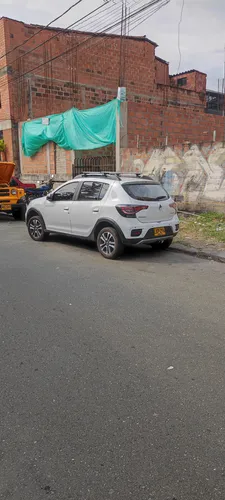 Renault Stepway 1.6 Intense Automática