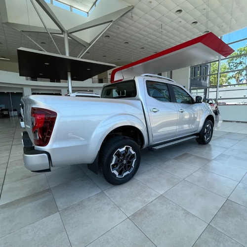 Imagen 3 de 25 de Nissan Frontier Platinum 4x2 At 2023