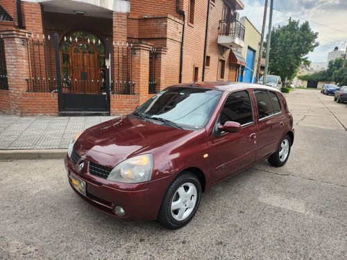 Renault Clio 1.6 Privilege