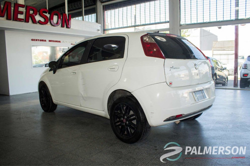 Fiat Punto 1.6 Essence 2012