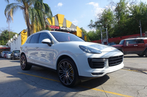 Imagen 7 de 13 de Porsche Cayenne Turbo S 2016