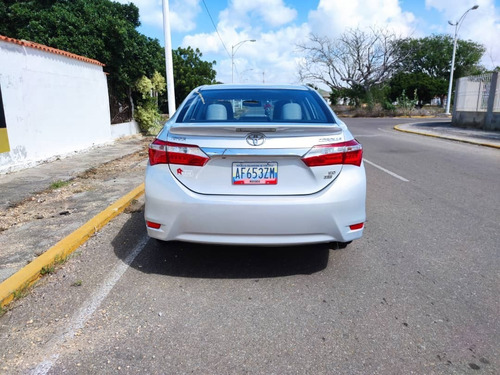 Imagen 6 de 14 de Toyota Corolla