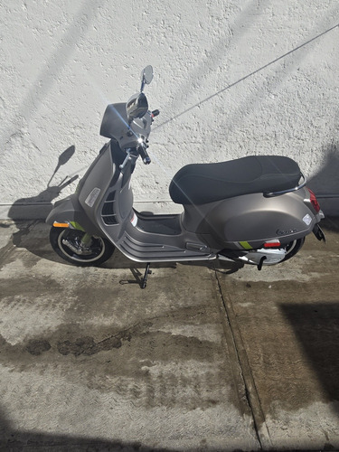 Vespa Gts 300 Super Tech