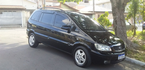 Imagem 1 de 4 de Chevrolet Zafira 2001 2.0 5p