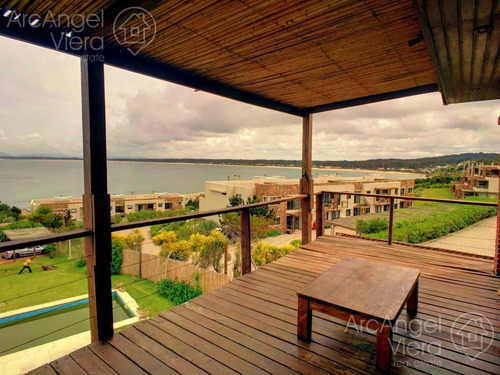 Casa Con Piscina Vista Al Mar En Punta Ballena En Alquiler Venta