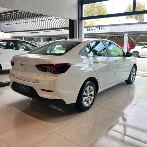 Chevrolet Onix SEDAN Plus LT 1.0 12V Flex 4p Mec.