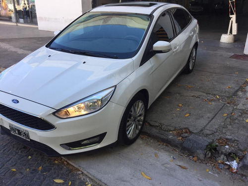 Ford Focus Iii 2.0 Sedan Se Plus Mt 2015