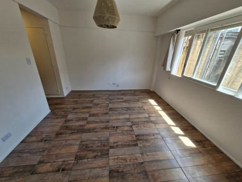 Venta Consultorio Renovado Impecable