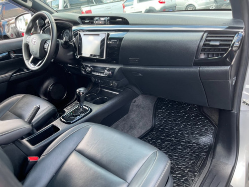 Imagem 9 de 15 de Toyota Hilux Srx 2.8 Prata 2019