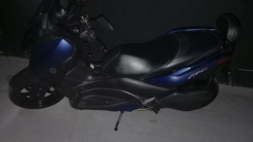 Xmax Para Vender Hj.azul, Encosto Traseiro, Abaixo Tabela