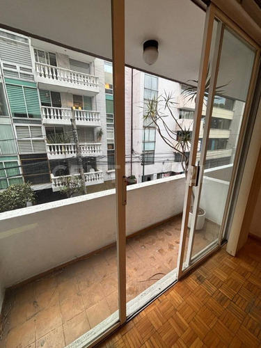 En 2do Piso, A 2 Calles De Parque San Lorenzo