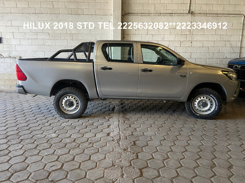 Toyota Hilux 2.7 Cabina Doble Base Mt