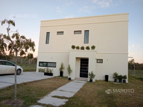 Imagen 2 de 22 de Casa En Venta En Puertos De Escobar - Maroto Propiedades