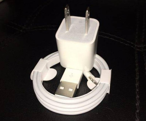 Cubo iPhone Apple Y/o Cable Tipo Usb-micro - Usado 