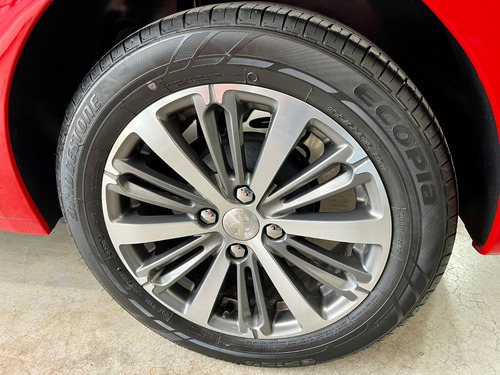 Imagen 10 de 11 de Peugeot 208 1.6 5ptas Allure 115cv