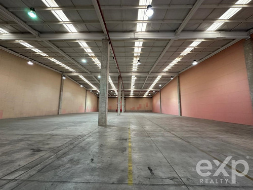 Bodega De 596 M2 En Arriendo En Pudahuel