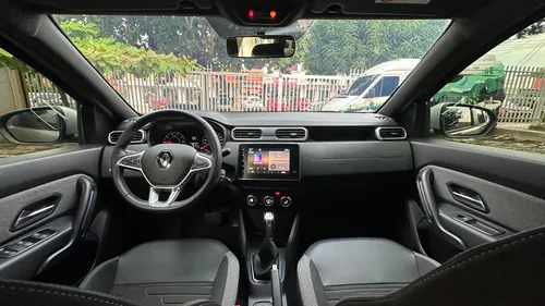 Renault Duster 1.3 Intense Cvt