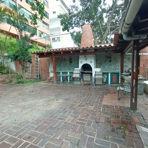 Prado Del Este (fm)