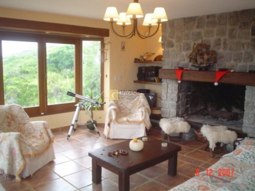 Imagen 12 de 22 de Venta De Casa De 4 Dormitorios En Las Grutas