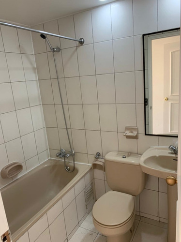 Imagen 17 de 30 de Departamento En Venta, Gran Oportunidad, Las Condes 3 Dorm.