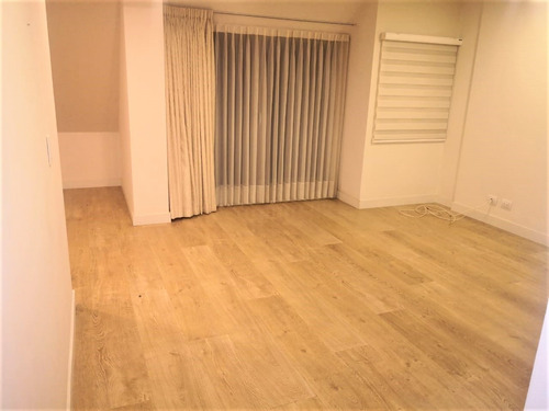 Imagen 12 de 16 de Vendo Apartamento Santa Barbara En Bogotá