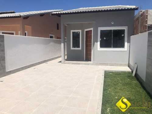 Imagem 2 de 15 de Casa Em Rua Totalmente Residencial Com Dois Quartos! Confira! - 2167