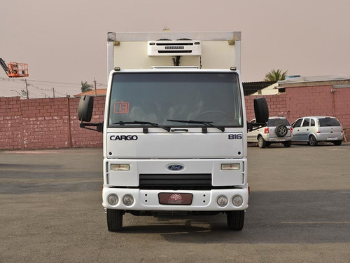 Imagem 2 de 15 de Caminhão Ford Cargo 816 Refrigerado